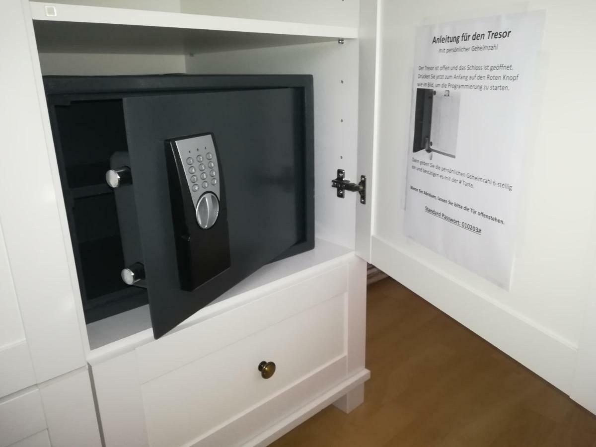 Luxury Apartment In Duisburg-Rahm - Business & Leisure - 'Netflix-Minibar' Bagian luar foto
